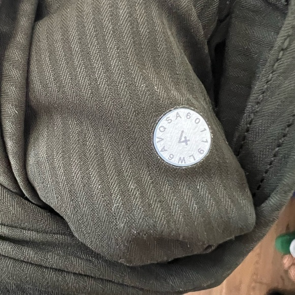 Lululemon Dance Studio Crop Joggers Sweatpants 25" - Dark Olive - Size 4 - Picture 10 of 16